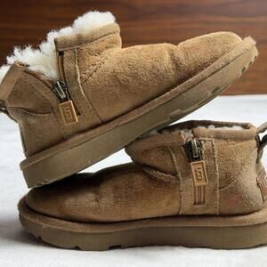 UGG Toddler's CLASSIC ULTRA MINI 1130750T CHESTNUT Suede Slip On Boots